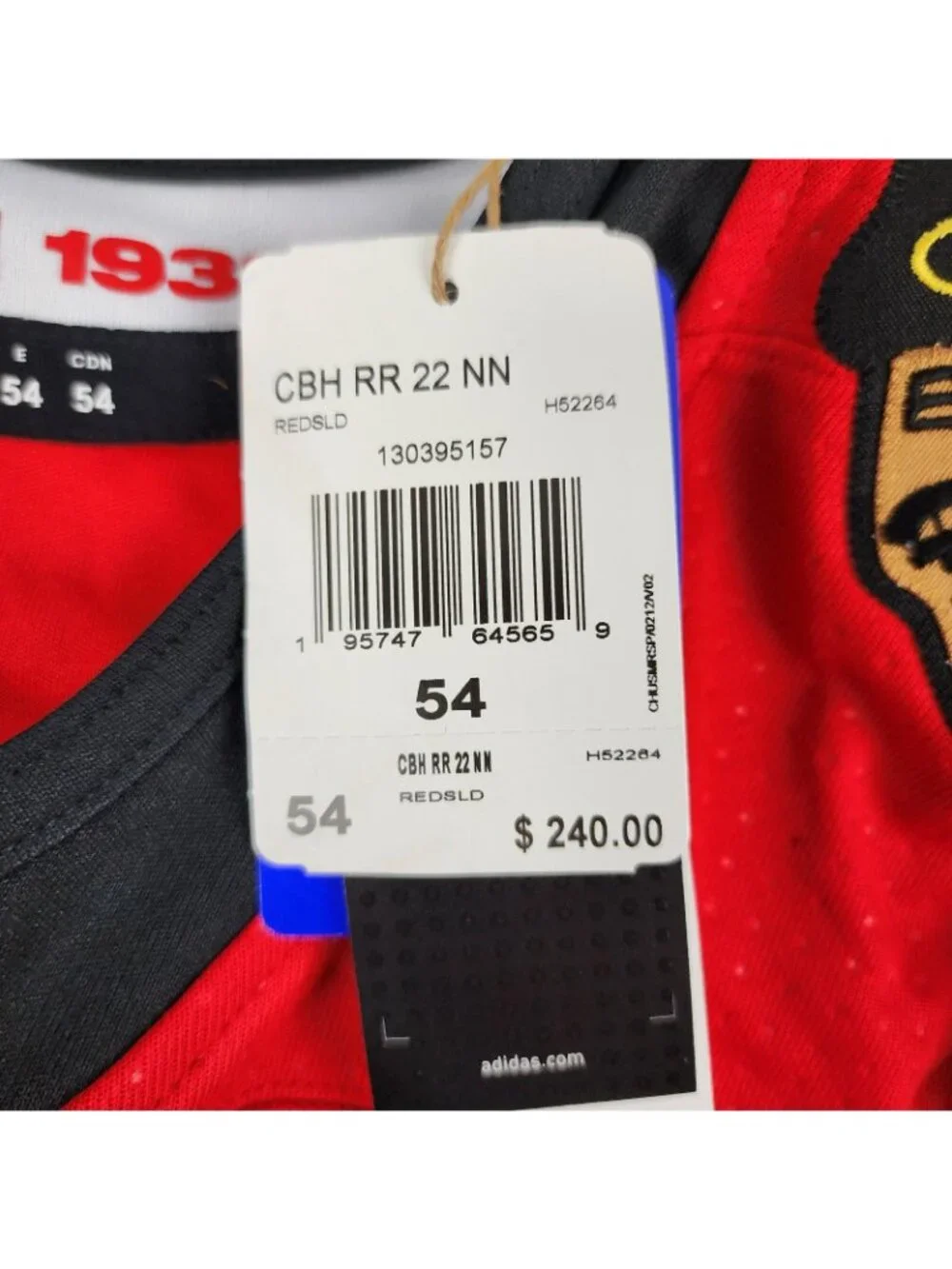 adidas Jersey Men 54 Retro Red Black NHL Chicago Blackhawk Kirby Dach #77 NWT